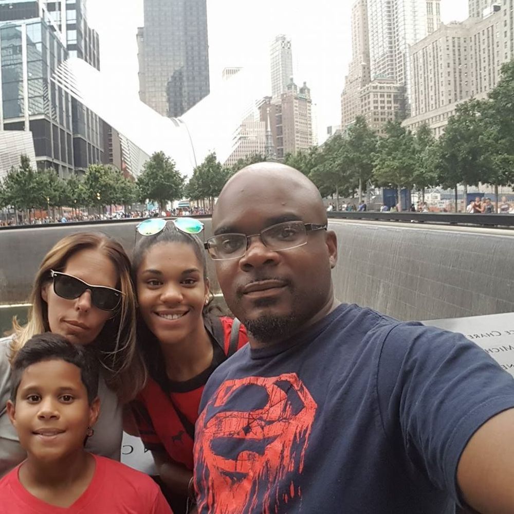 Meet your Posher, Tavisand sara